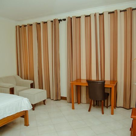 Fq Hotel Dar-es-Salaam Eksteriør bilde